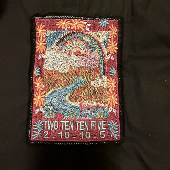 Embroidered Jacket - Picture 7 of 7